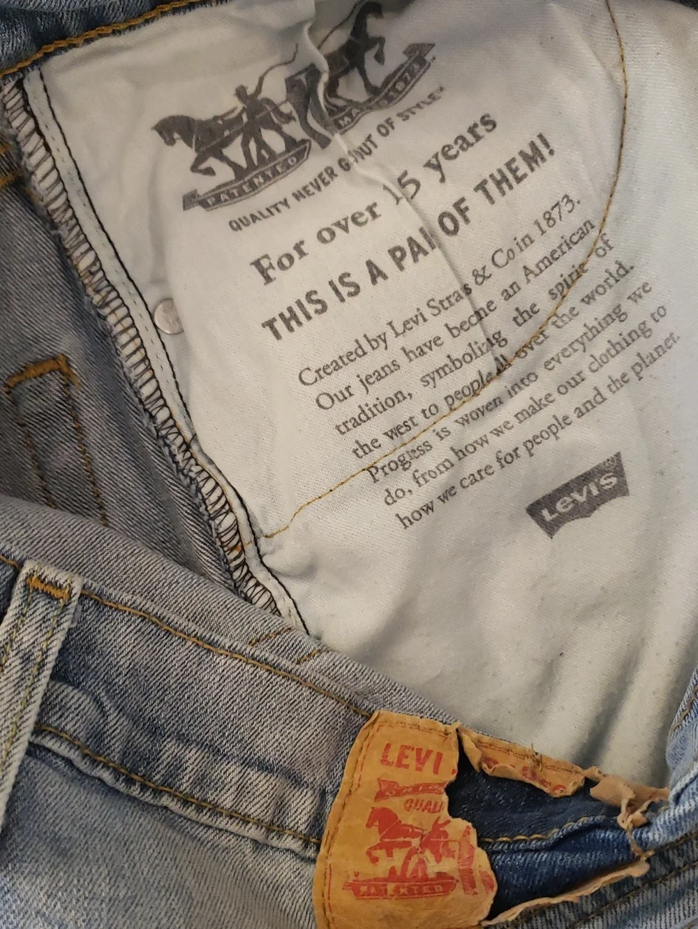 Levi's 502 Taper Blue Jeans  Size: W32 L30